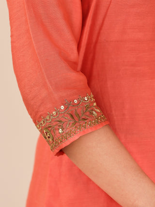 Utsav Meera Set Of Chanderi Silk Kurta Pants Dupatta