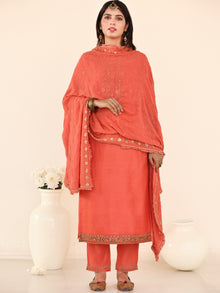 Utsav Meera Set Of Chanderi Silk Kurta Pants Dupatta