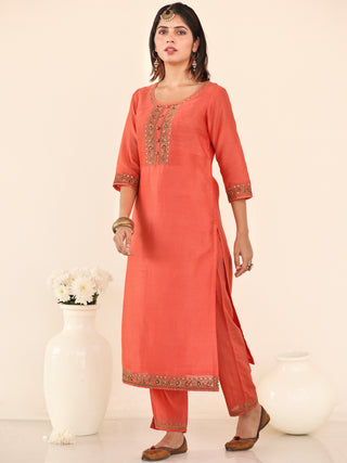 Utsav Meera Set Of Chanderi Silk Kurta Pants Dupatta