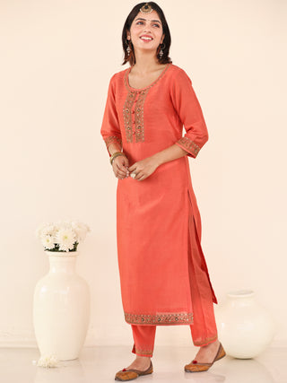 Utsav Meera Set Of Chanderi Silk Kurta Pants Dupatta