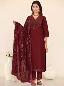 Utsav Zoya Set Of Silk Kurta Pants Dupatta