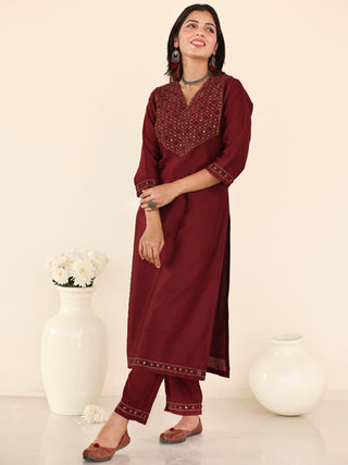Utsav Zoya Set Of Silk Kurta Pants Dupatta