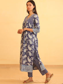 Rutba Charvi - Set of Kurta Pants & Dupatta - KS02A2594D