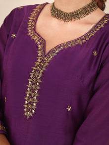 Utsav Aanya Set Of Chanderi Silk Kurta Pants Dupatta