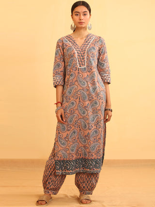 Rutba Anjum - Set of Kurta Pants & Dupatta - KS07A2597D