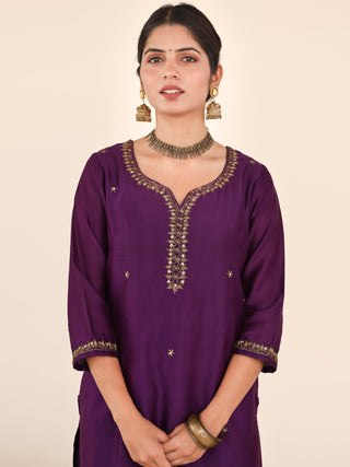 Utsav Aanya Set Of Chanderi Silk Kurta Pants Dupatta