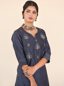 Utsav Kavya Set Of Chanderi Silk Kurta Pants Dupatta