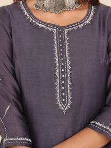 Utsav Misha Set Of Chanderi Silk Kurta Pants Dupatta