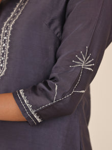 Utsav Misha Set Of Chanderi Silk Kurta Pants Dupatta