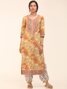 Nayab Gulrez - Set of Kurta Salwar Pants & Dupatta - KS47S2561D