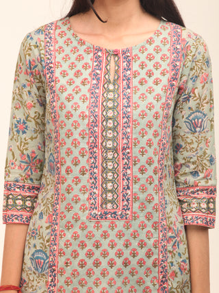 Nayab Aadab - Set of Kurta Pants & Kota Doria Dupatta - KS76E2556D