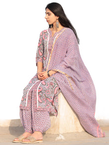 Nayab Paisley - Set of Kurta Salwar Pants & Dupatta - KS78H2536D