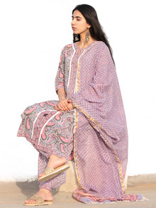 Nayab Paisley - Set of Kurta Salwar Pants & Dupatta - KS78H2536D
