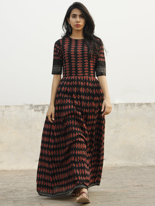 Naaz Azia - Black Maroon Grey Long Hand Block Cotton Dress With Knife Pleats & Lining - DS43F001