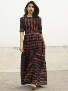 Naaz Azia - Black Maroon Grey Long Hand Block Cotton Dress With Knife Pleats & Lining - DS43F001