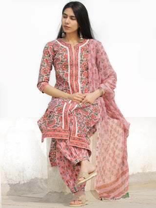 Nayab Ainy - Set of Kurta Salwar Pants & Dupatta - KS78J2540D