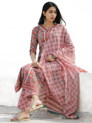 Nayab Ainy - Set of Kurta Salwar Pants & Dupatta - KS78J2540D