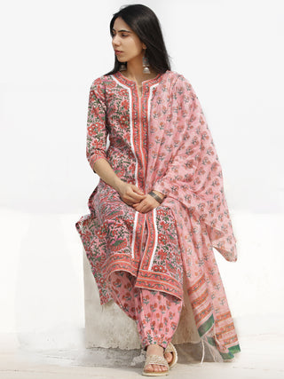Nayab Ainy - Set of Kurta Salwar Pants & Dupatta - KS78J2540D