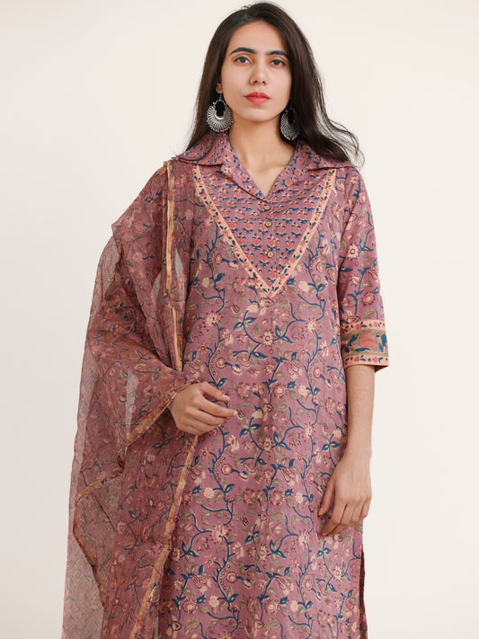 Jashn Zinal Set Of Kurta Pants Kota Dupatta