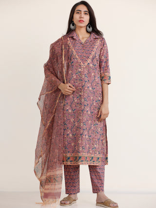 Jashn Zinal Set Of Kurta Pants Kota Dupatta
