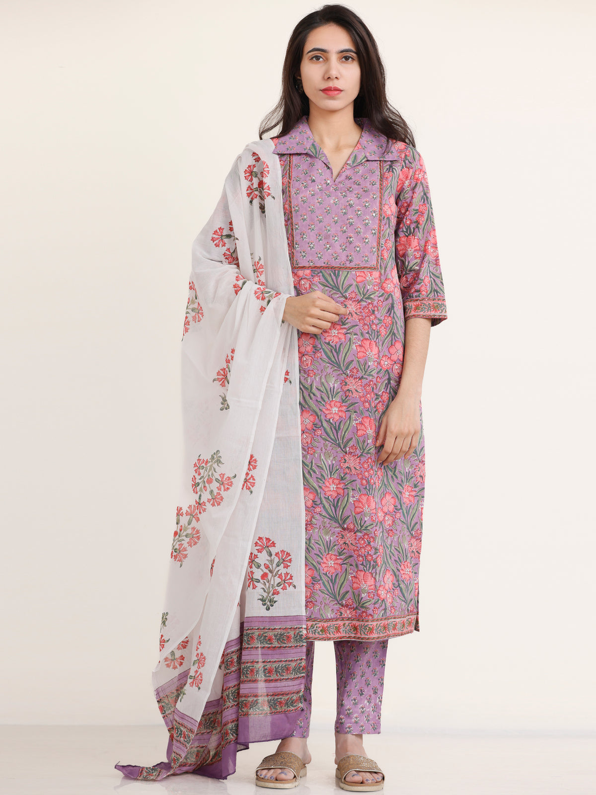 Jashn Diba Set Of Kurta Pants Dupatta