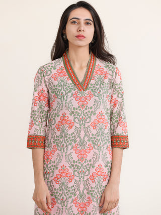 Jashn Mohak Set Of Kurta Pants Kota Doria Dupatta