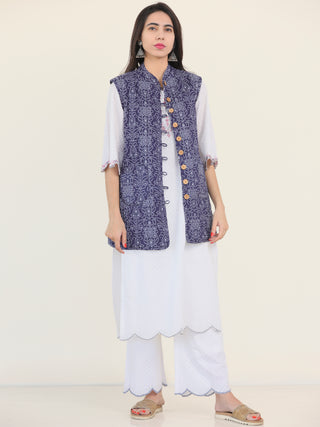 Shishir Rutba Quilted Reversible Sleeveless Jacket