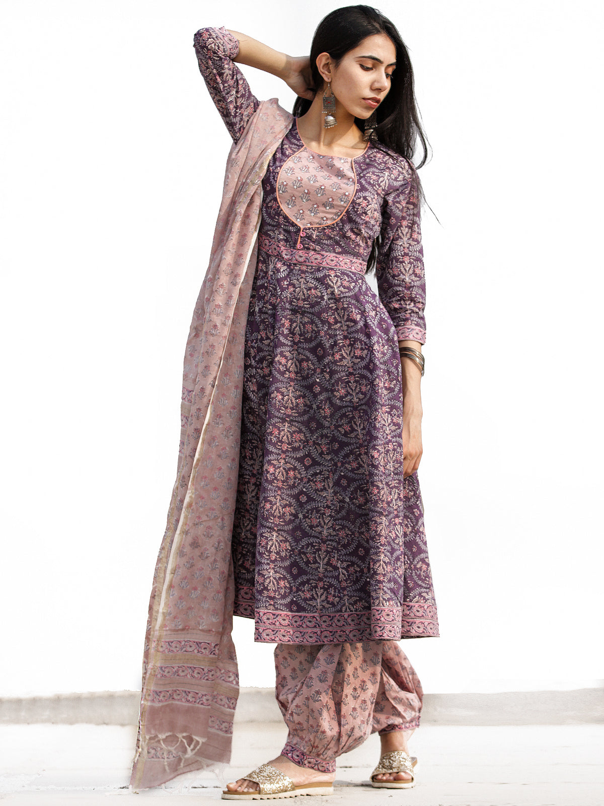 Nayab Beena - Set of Anarkali Kurta Salwar Pants & Dupatta - KS69C2530D