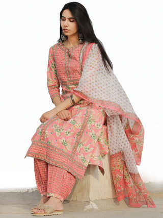 Nayab Rawza - Set of Kurta Salwar Pants & Dupatta - KS03B2542D