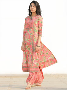 Nayab Rawza - Set of Kurta Salwar Pants & Dupatta - KS03B2542D