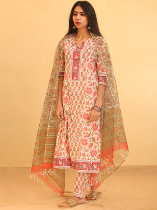 Nayab Gulzar - Kurta Pants & Kota Doria Dupatta - KS08A2563D