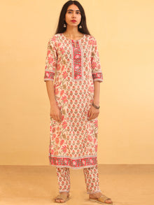 Nayab Gulzar - Kurta - KK08A2563