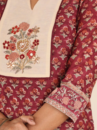Jashn Lahma Set Of Kurta Pants Chanderi Dupatta