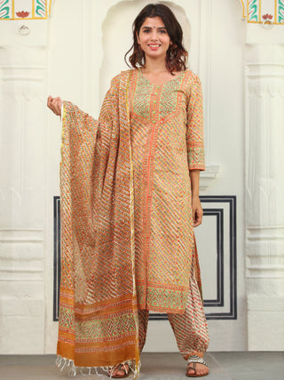 Jashn Kohinoor Set Of Kurta Salwar Pants Dupatta