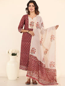 Jashn Lahma Set Of Kurta Pants Chanderi Dupatta