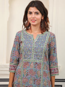 Jashn Aaina Kurta