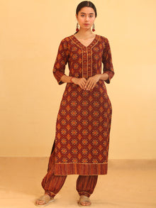 Nayab Fazeen - Set of Kurta Salwar Pants & Dupatta - KS50C2547D