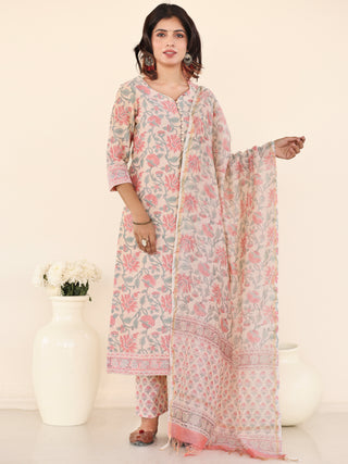 Utsav Saanvi Set Of Silk Kurta Pants Dupatta