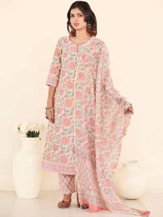 Utsav Saanvi Set Of Silk Kurta Pants Dupatta