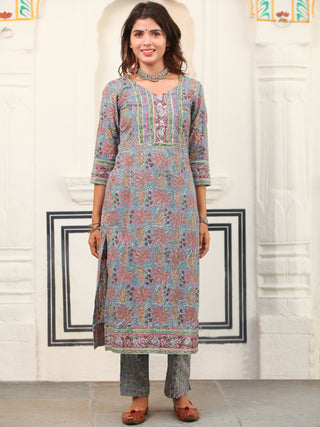 Jashn Roheen Set Of Kurta Pants Dupatta