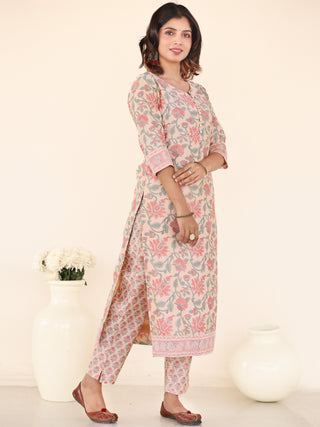 Utsav Saanvi Set Of Silk Kurta Pants Dupatta