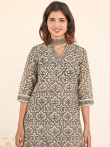 Utsav Paramita Set Of Silk Kurta Pants Dupatta