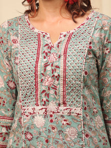 Jashn Pari Set Of Kurta Pants Dupatta