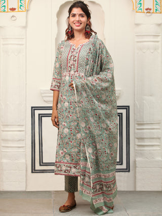 Jashn Pari Set Of Kurta Pants Dupatta