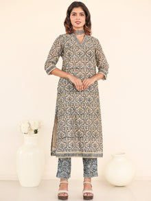 Utsav Paramita Set Of Silk Kurta Pants Dupatta