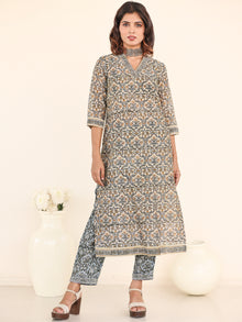 Utsav Paramita Set Of Silk Kurta Pants Dupatta