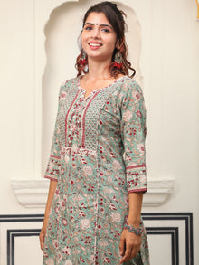 Jashn Pari Set Of Kurta Pants Dupatta
