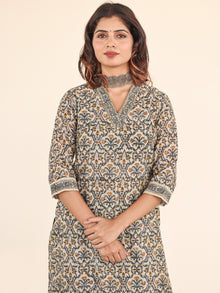 Utsav Paramita Set Of Silk Kurta Pants Dupatta