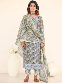 Utsav Tara Set Of Silk Kurta Pants Dupatta