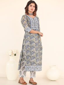 Utsav Tara Set Of Silk Kurta Pants Dupatta